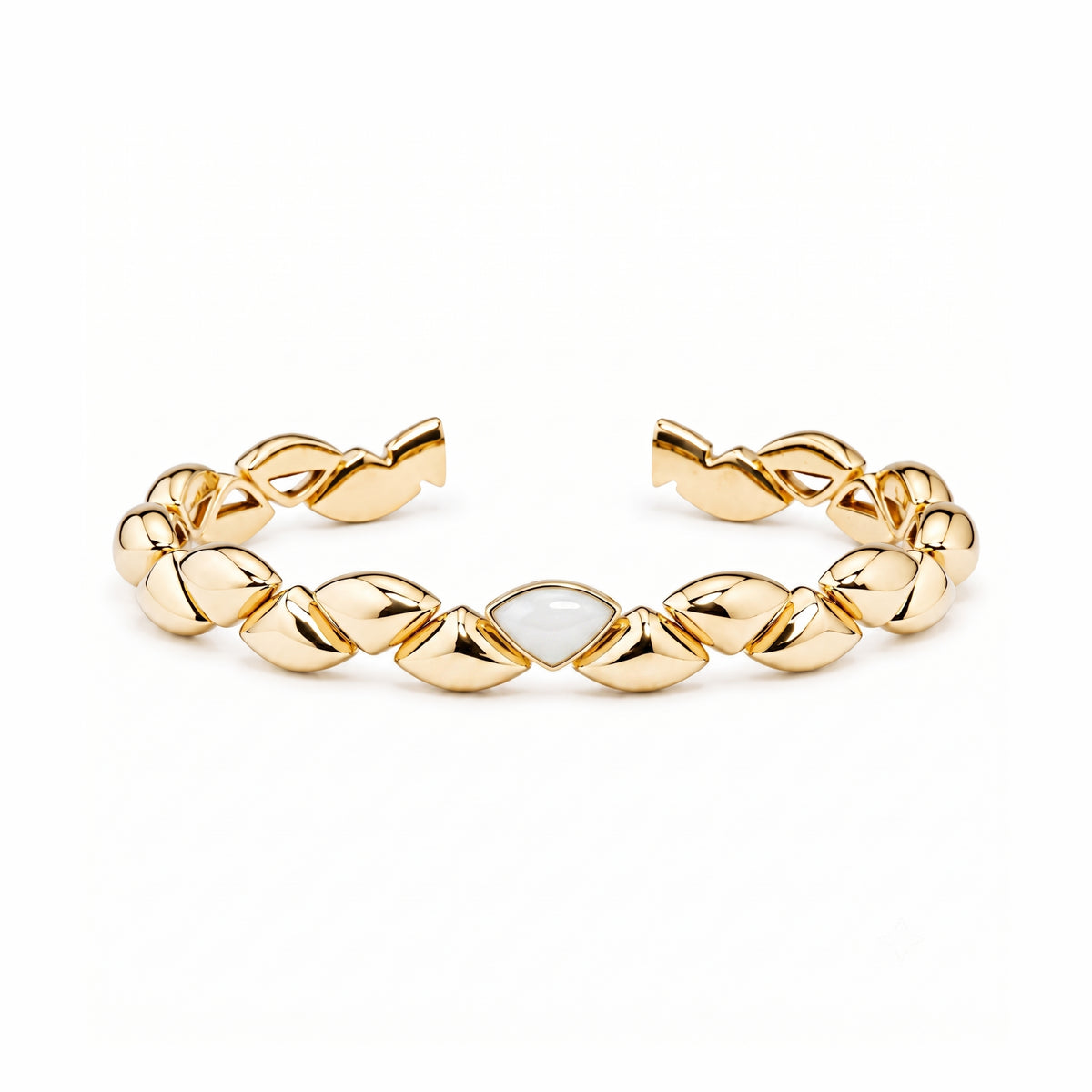 Bracciale Vela bangle con agata bianca in argento 925 placcato oro 18K – Les Lulú