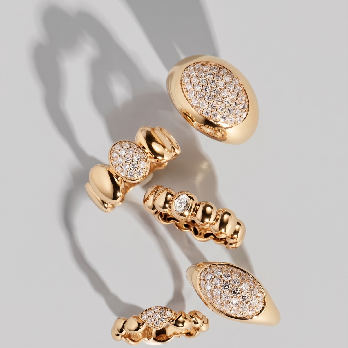 Anello Ritratto con diamante – indossato 2 – Les Lulú